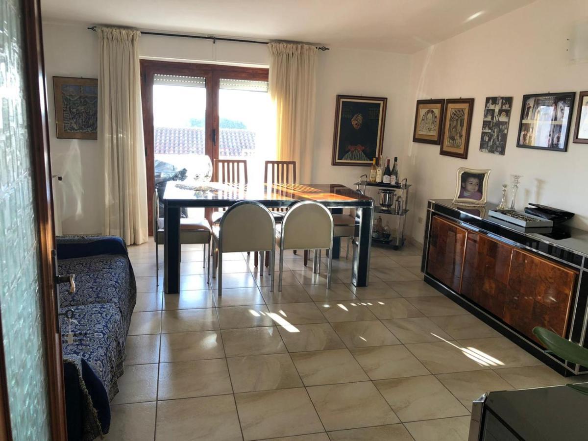 Casa Francesca Hotel Quartu SantʼElena Buitenkant foto
